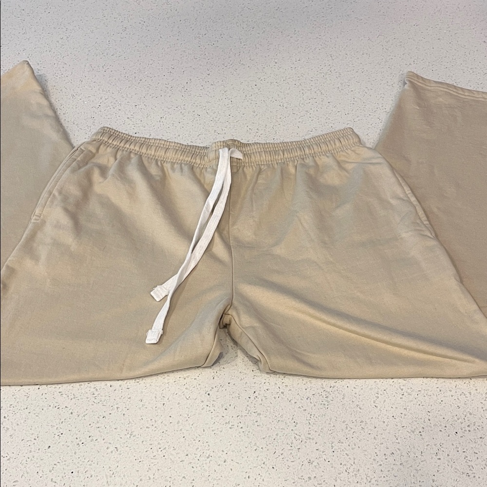 🚨SOLD ELSEWHERE🚨Drawstring Sweatpants with Pockets Size L NWOT - Picture 4 of 7